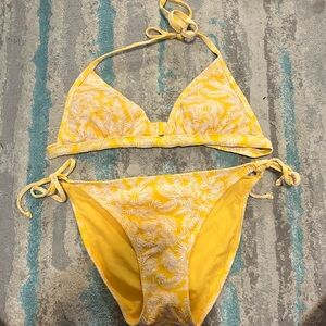 Yellow bikini!